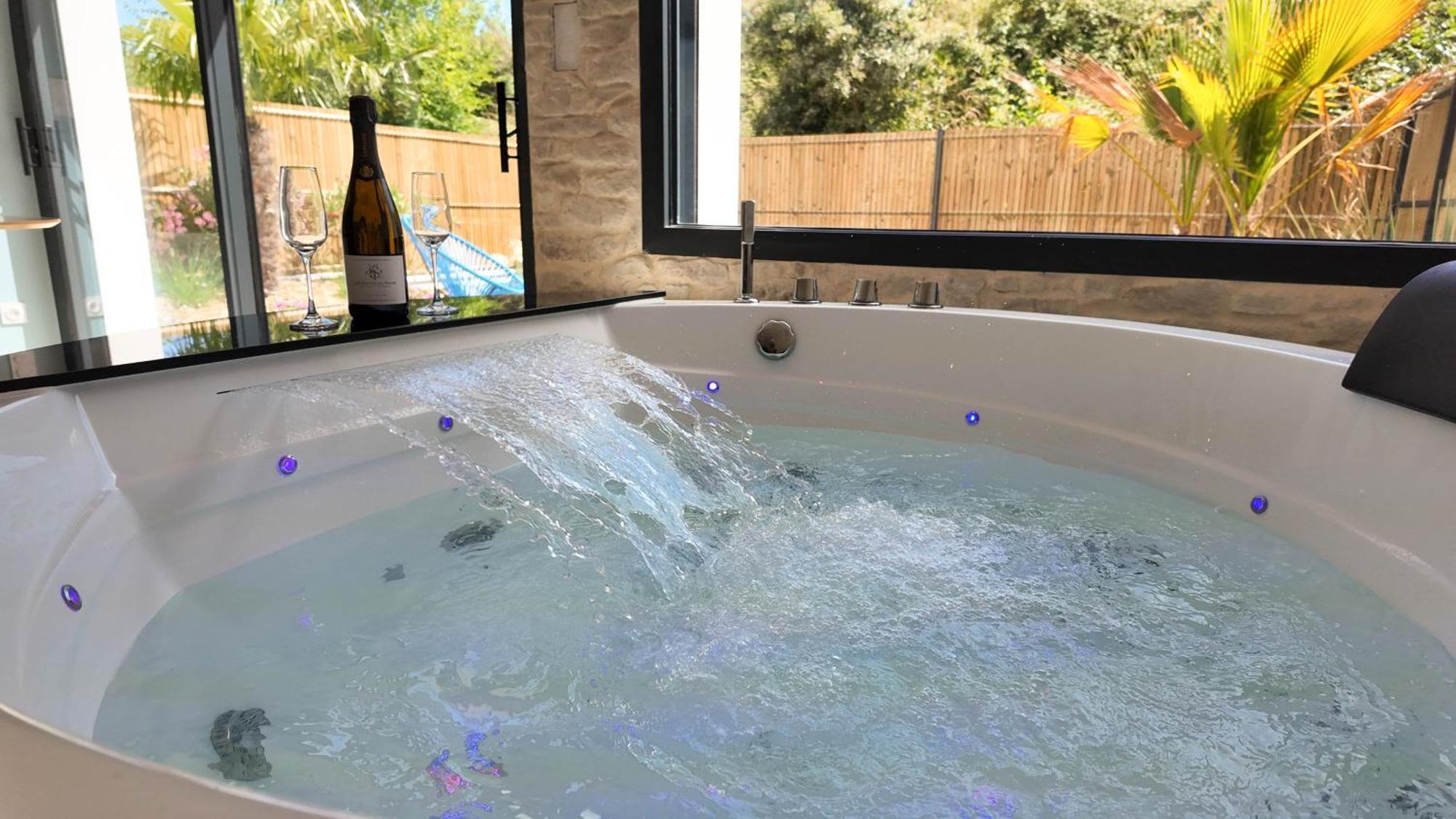 Les Suites Du Payre - Suite Romance Saint-Hilaire-de-Talmont Exteriér fotografie