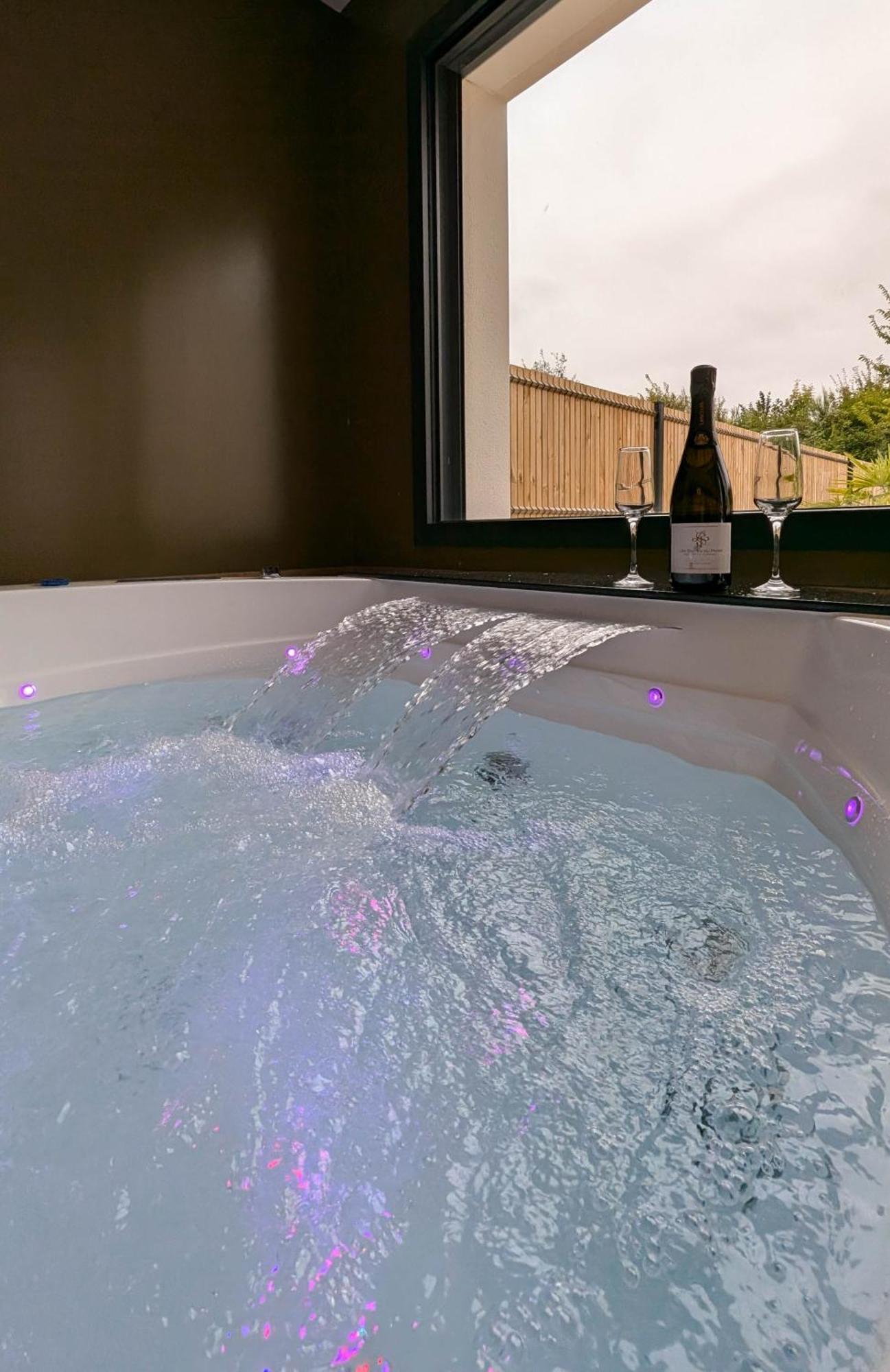 Les Suites Du Payre - Suite Romance Saint-Hilaire-de-Talmont Exteriér fotografie